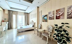 F F House Homestay